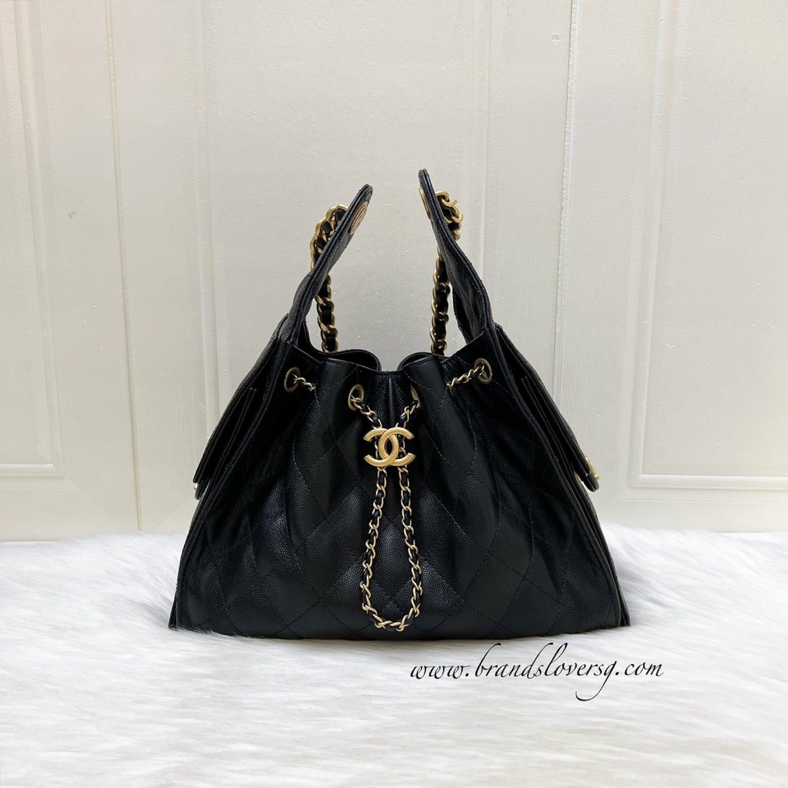 Chanel [like New Local Set Mar 2025] 25 Small Hobo Bag in Black Caviar and Aghw ( )