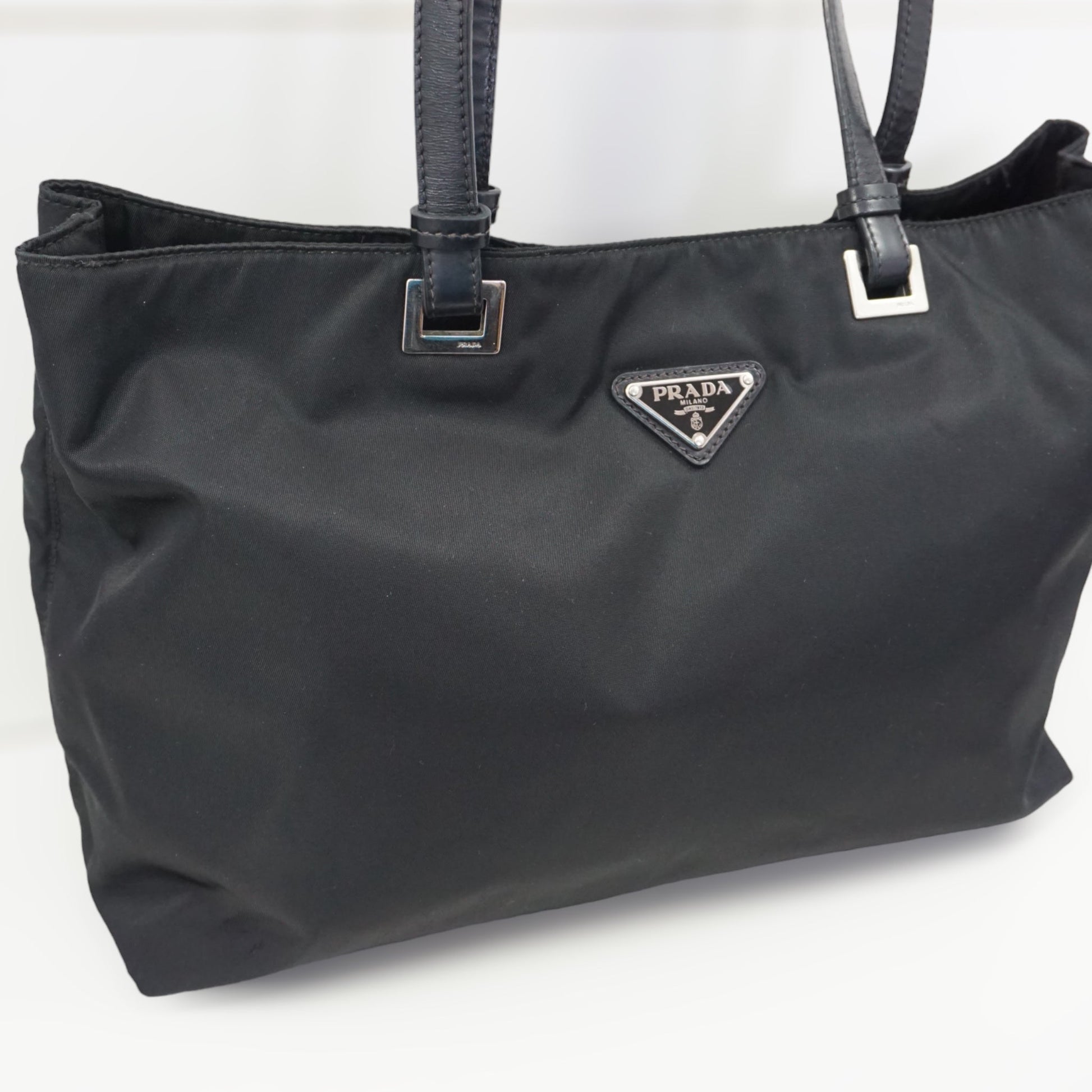 Prada Sort Luxury Handbag Travel Bag Sep 16 40