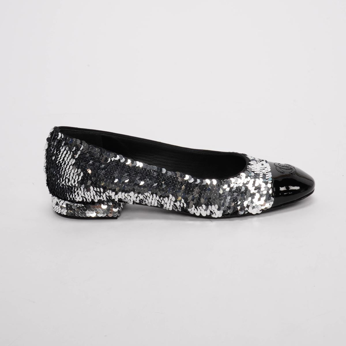 Chanel Black & Silver Sequin Encrusted Cc Ballerina Flats 37.5 Bag