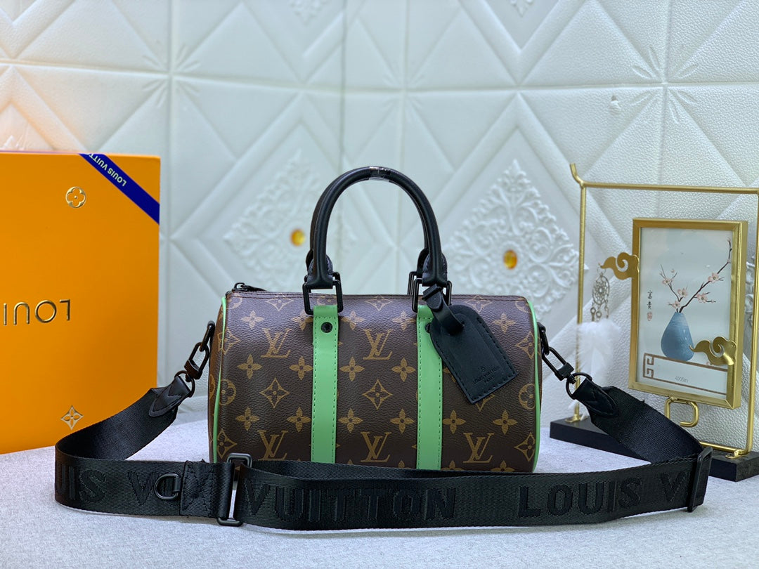 EN - Luxury LUV 794 Travel Bag