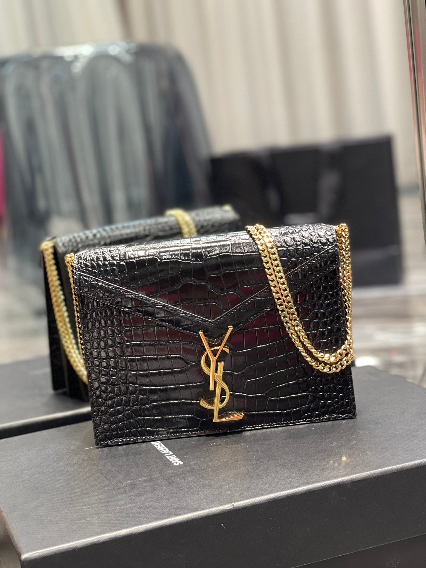 YSL Saint Laurent Cassandra Handbag Chain Travel Bag
