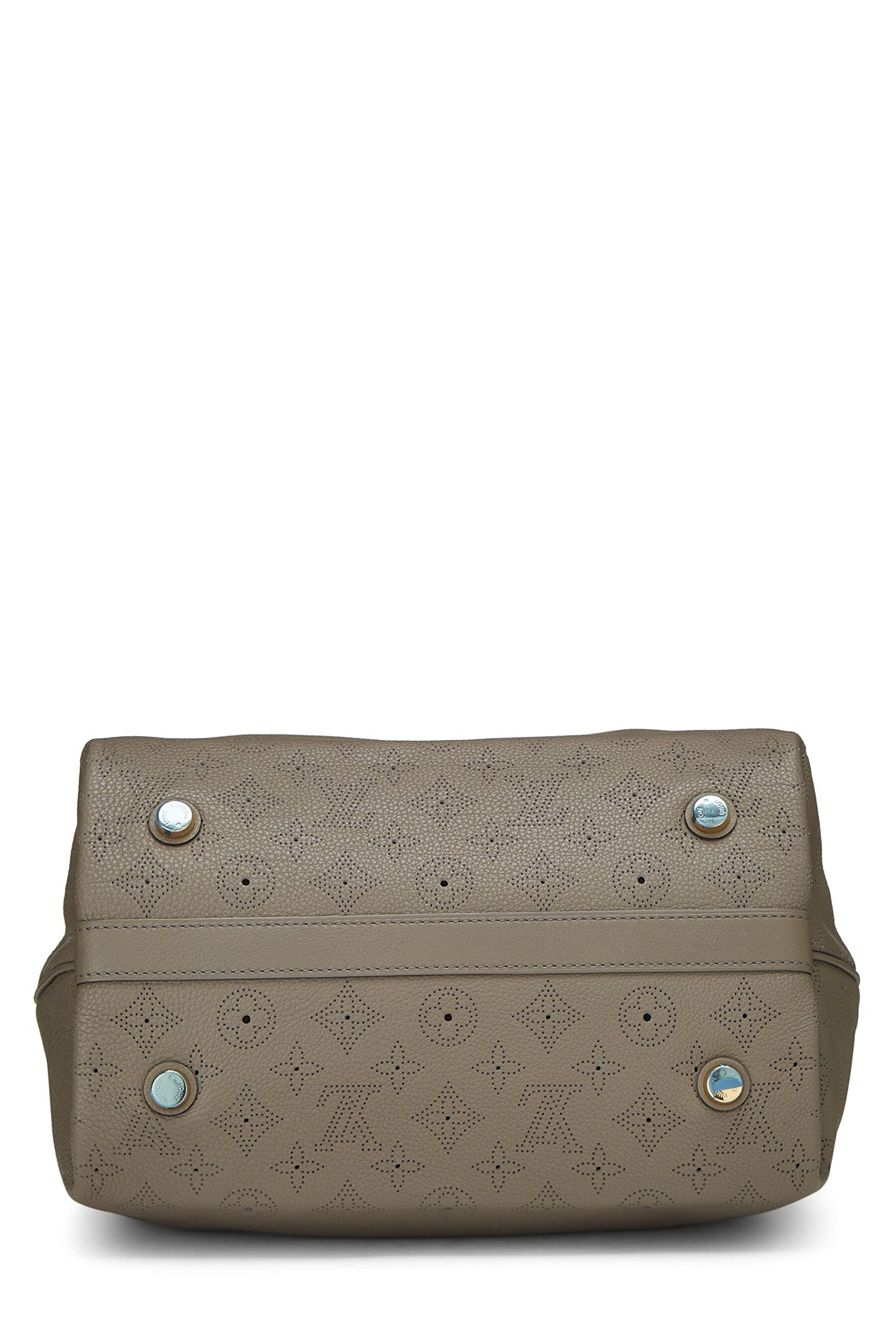 Louis Vuitton,  Grey Monogram Mahina Sevres PM, Grey