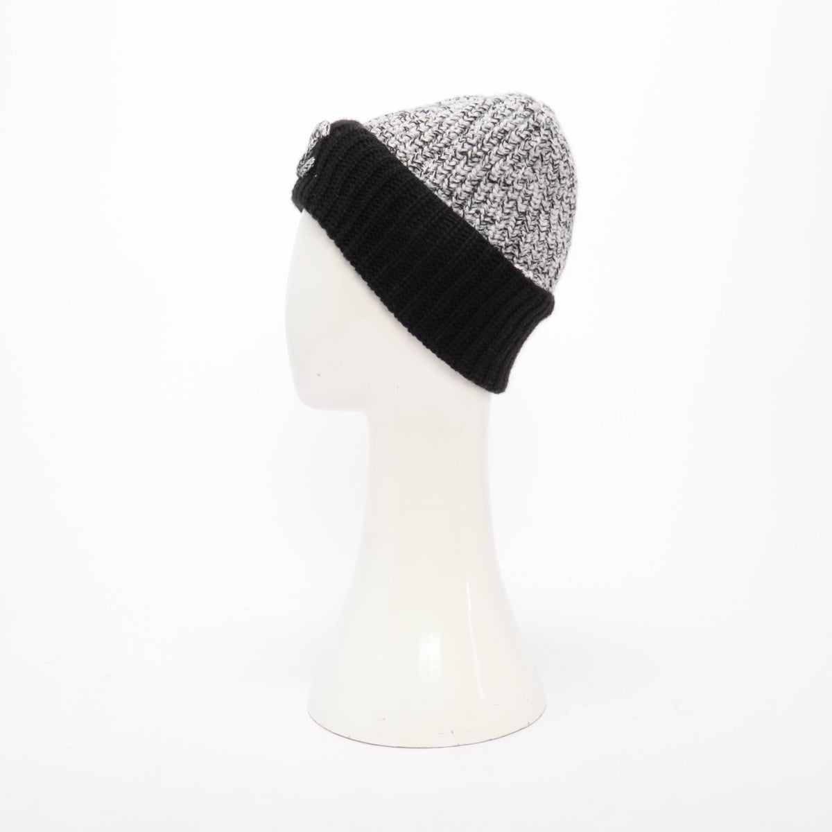 Chanel Black & White Cashmere Knit Cc Beanie Bag