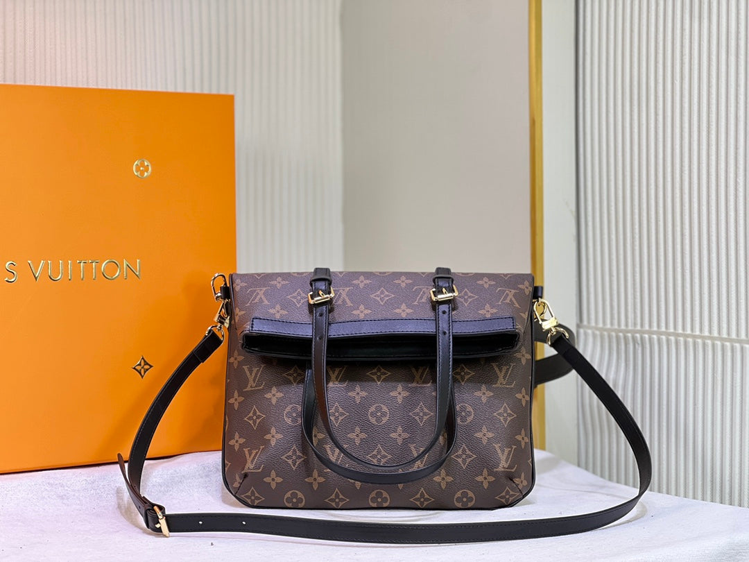 EN - Luxury LUV 765 Travel Bag