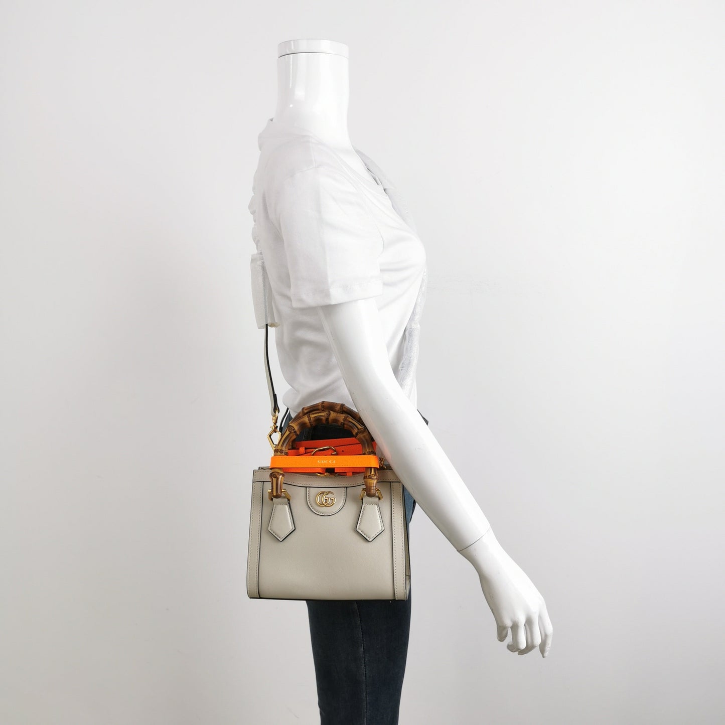 Gucci Diana Mini Bag Bamboo Handle With Strap Leather White Travel Bag