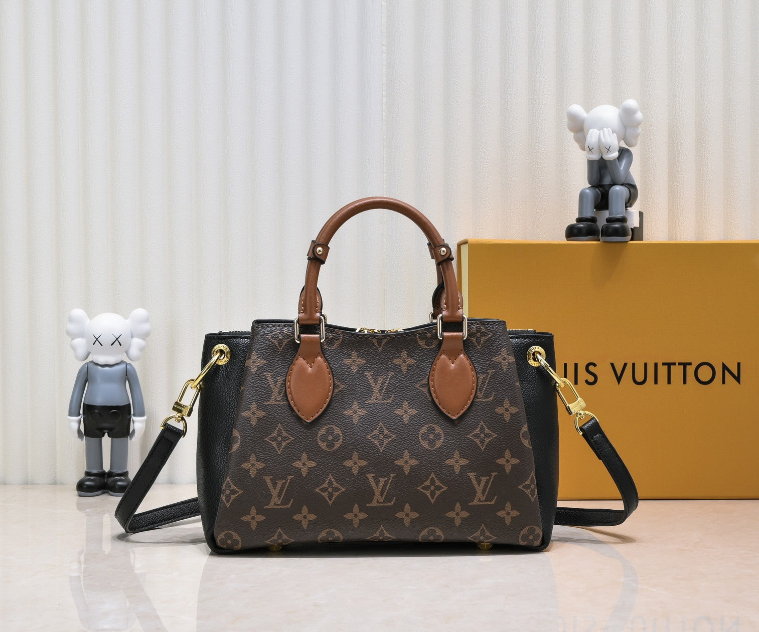 EN - Luxury LUV 848 Travel Bag