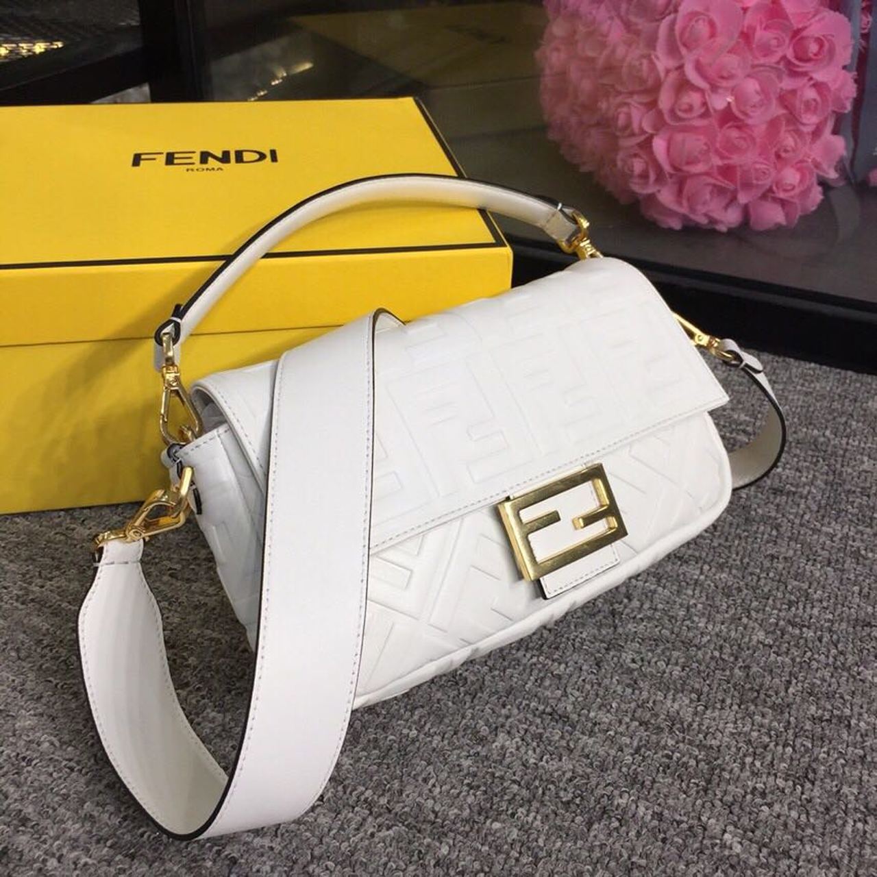 Fendi Top QualityTop Quality Baguette Nappa White FF Crossbody Bag Ff 8Br600A72Vf15Ao