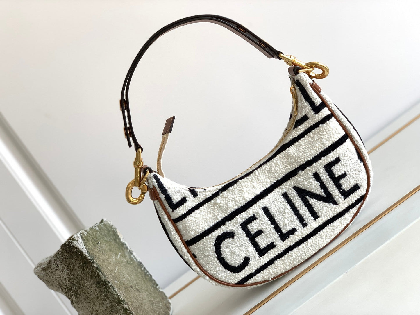 Top Quality Metop Qualityum Ava Strap Bag Black White Travel Bag