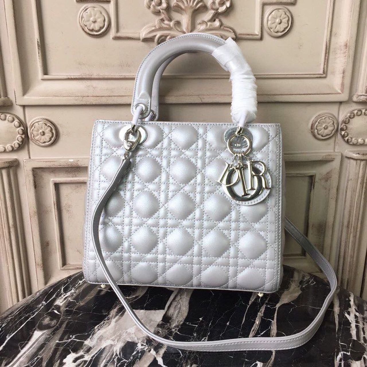 Metop Qualityum Opaline Pearlestop Qualitynt Cannage Gold Gray Lady Travel Bag