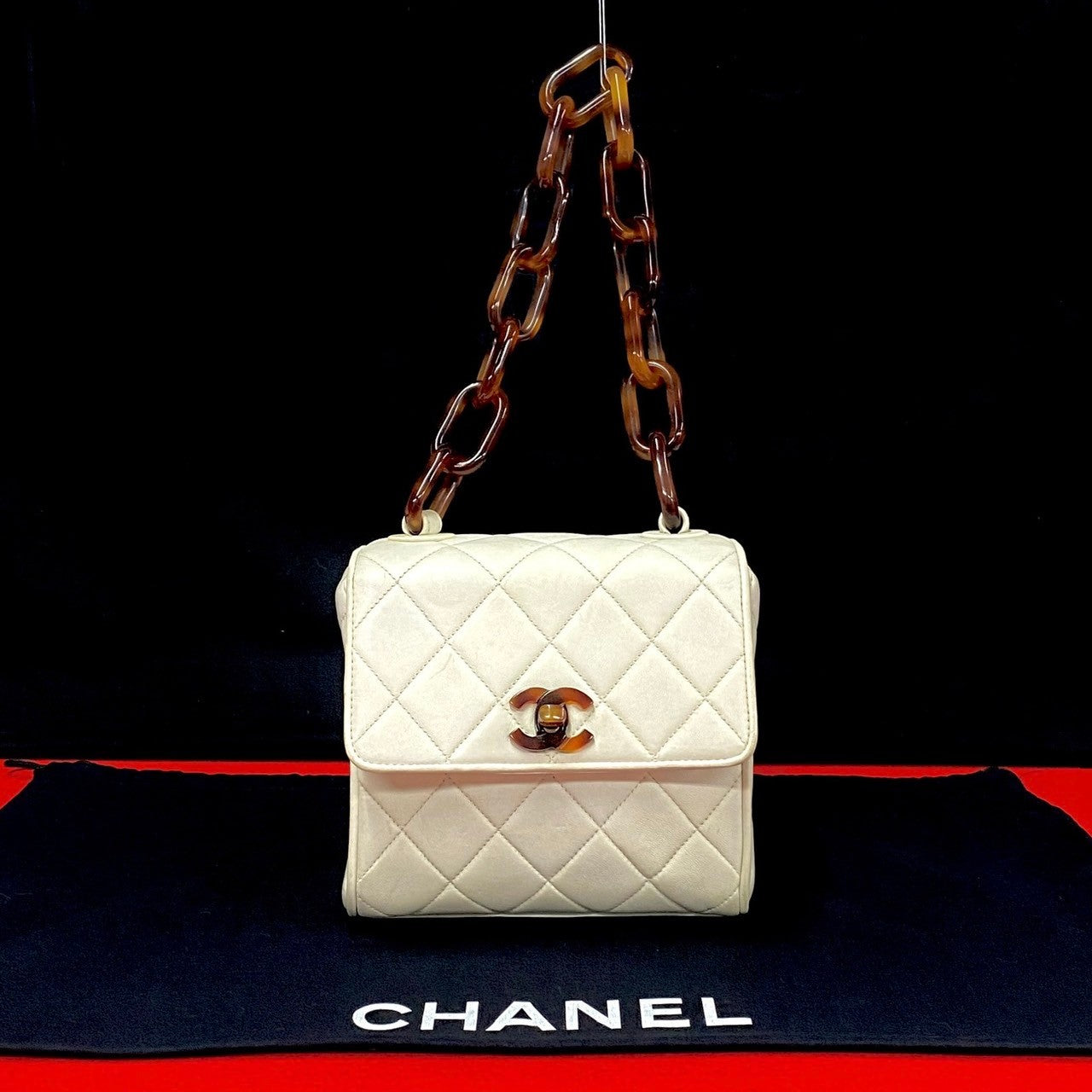 Chanel lambskin Matrasse White Handbag