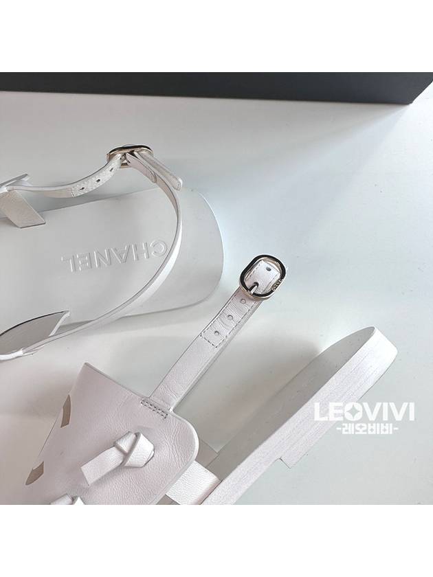 CC Logo Printing Sandals White Chanel