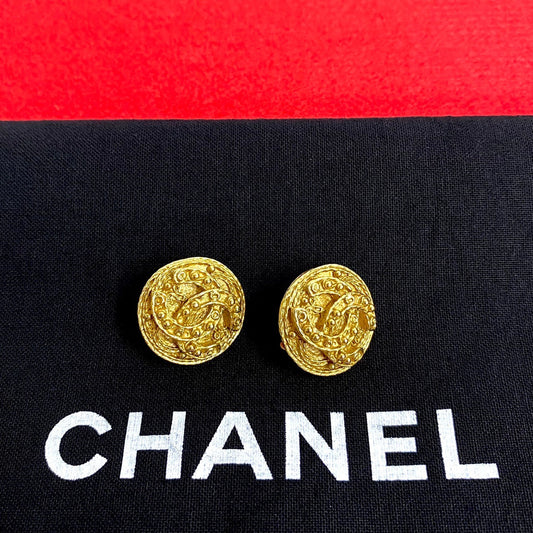 Chanel   Coco Mark GP Earrings Gold