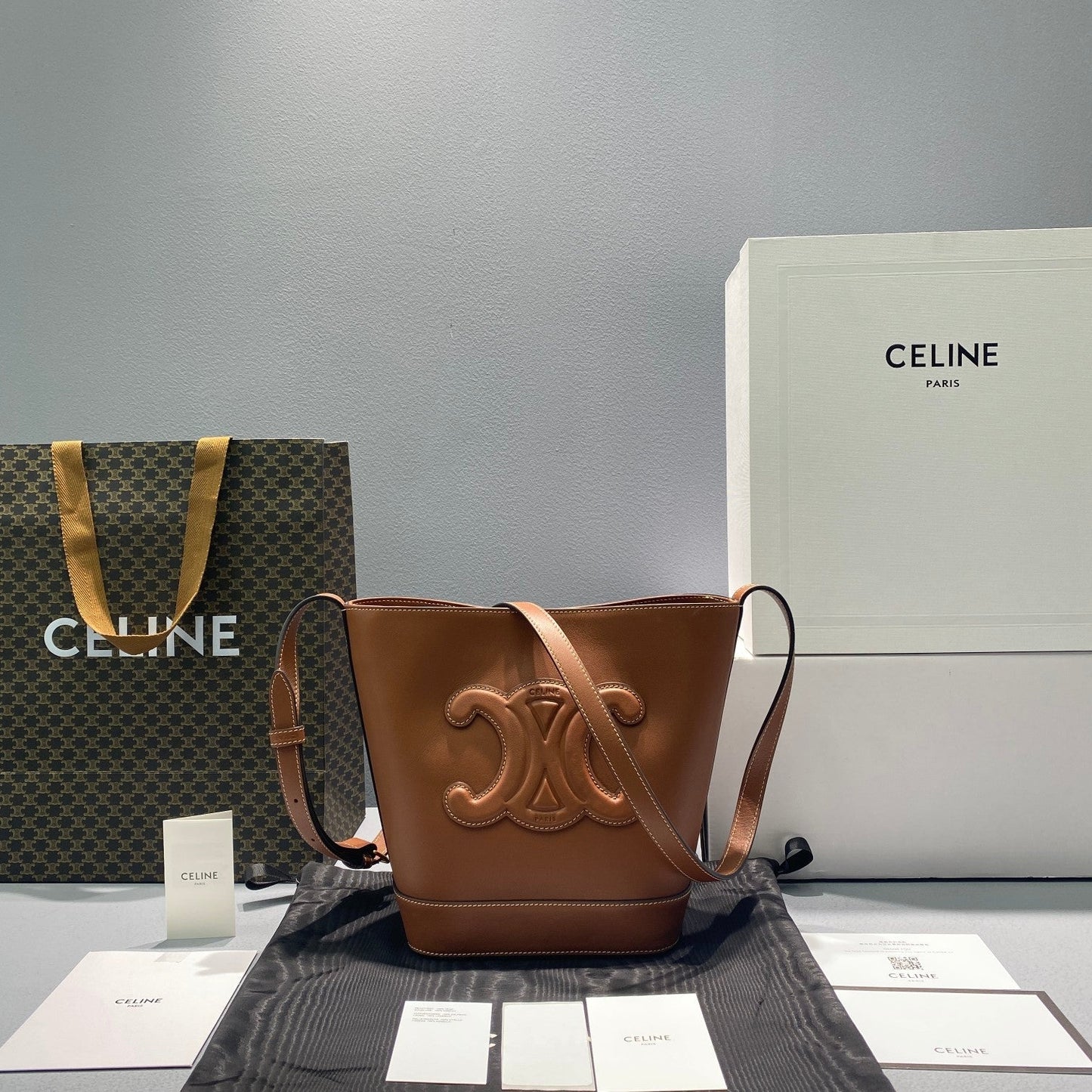 Top Quality Cuir Triomphe For Women 04Lu Brown Small Bucket Bag