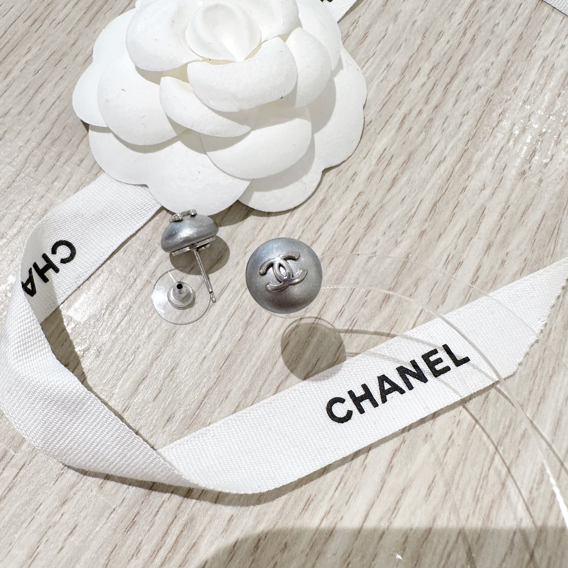 Chanel   earrings