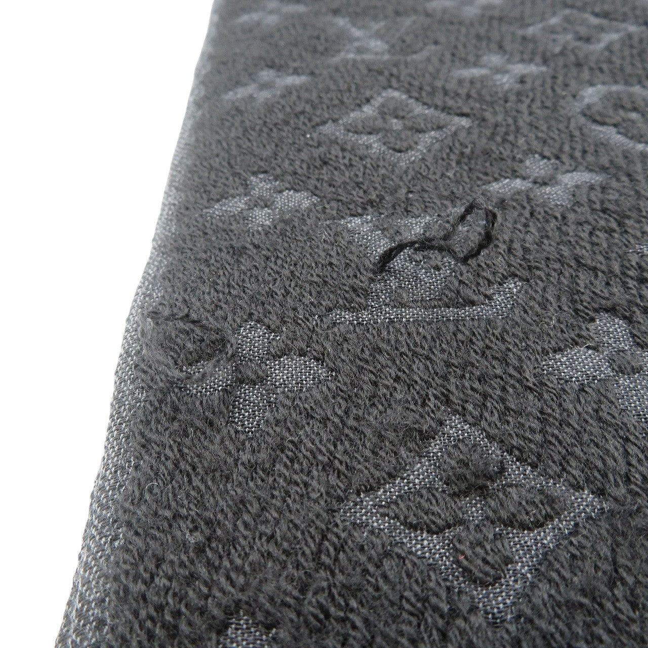Louis Vuitton Scarf M70520 Noir Esharp classic Monogram Wool Apparel