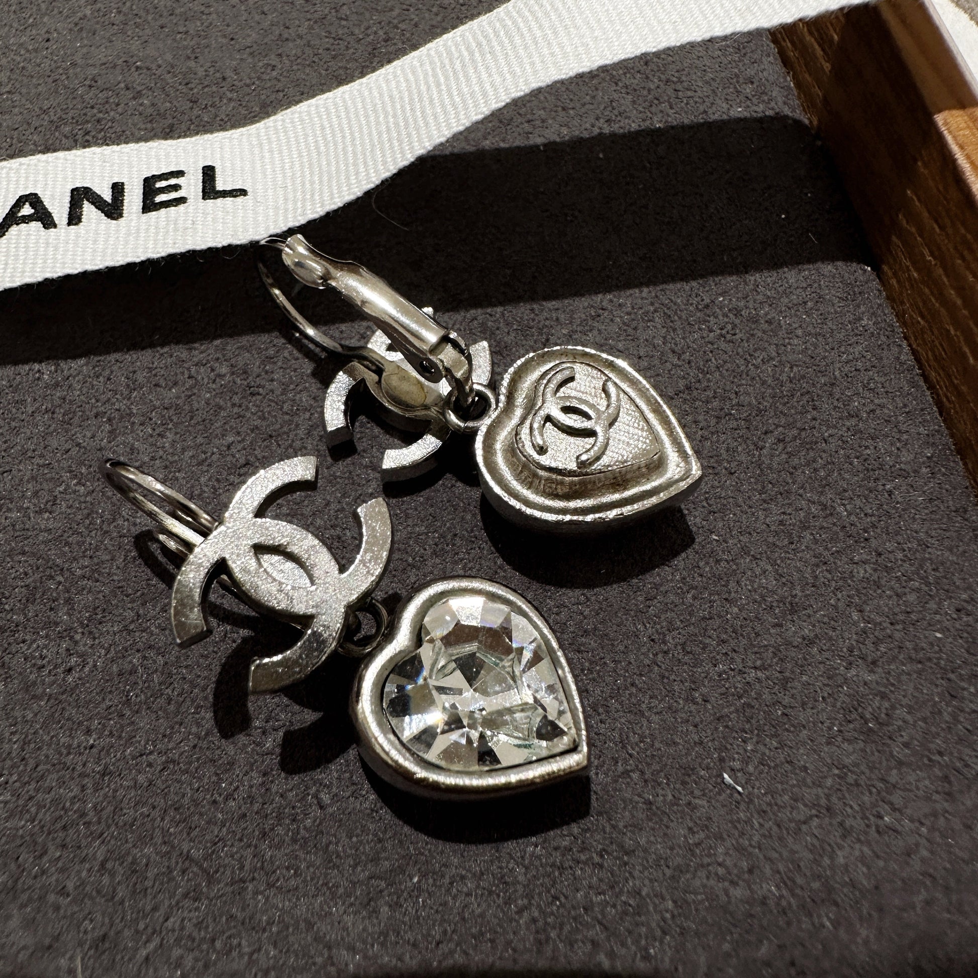 Chanel   earrings