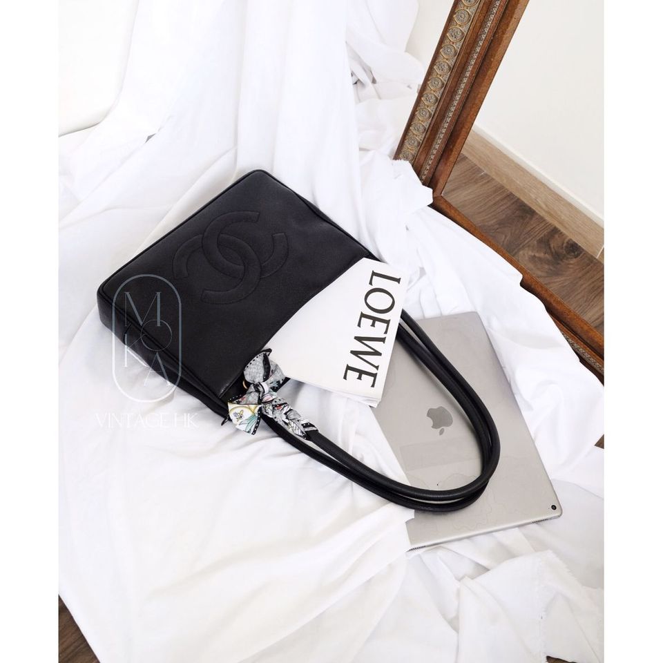 Chanel   coco caviar leather tote bag