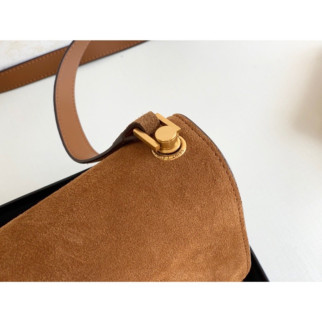 YSL Saint Laurent Shoulder Bag 9In23Cm Ysl 3497