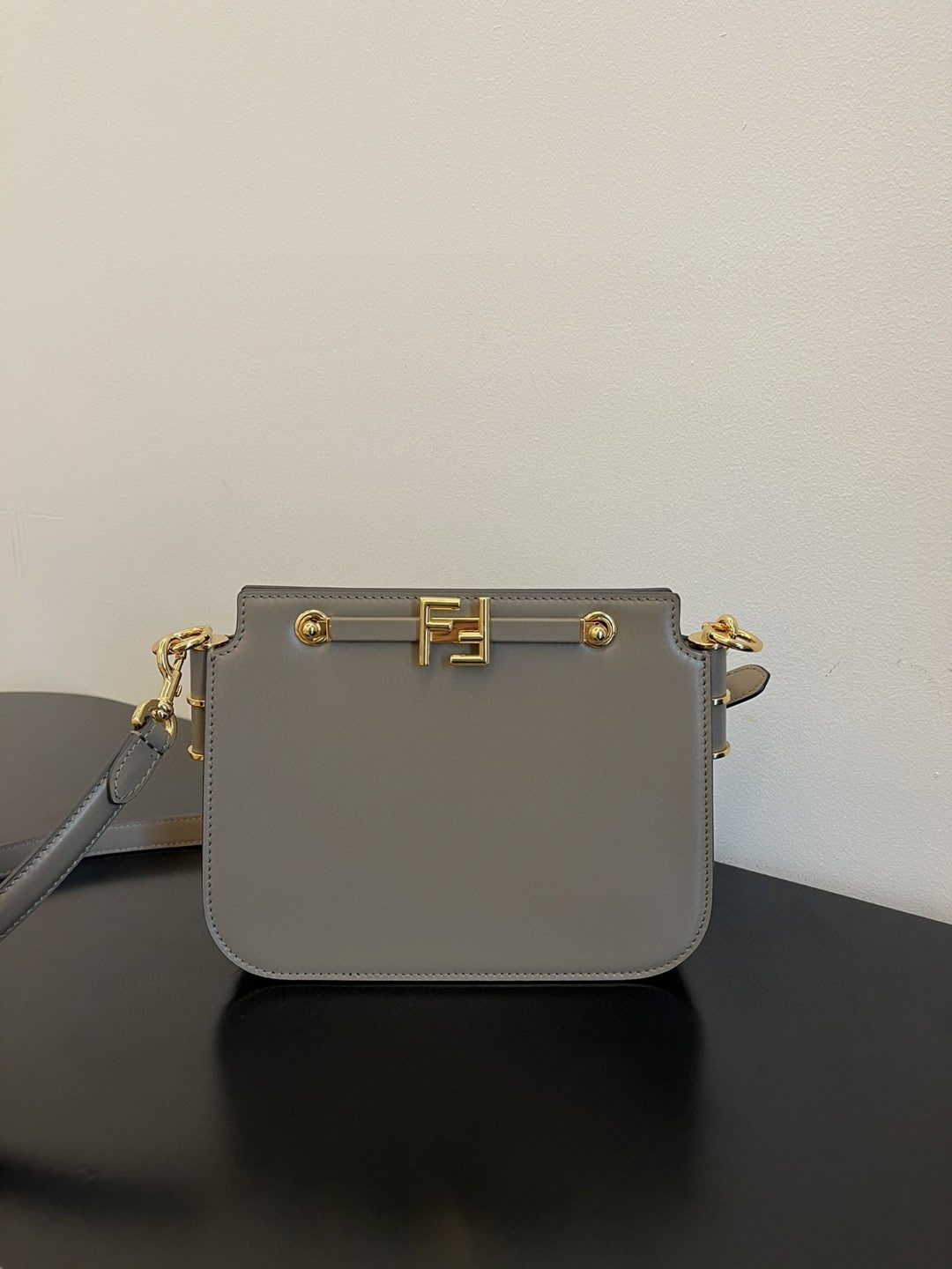 Top QualityTop Quality Touch 19cm Gray Handbag