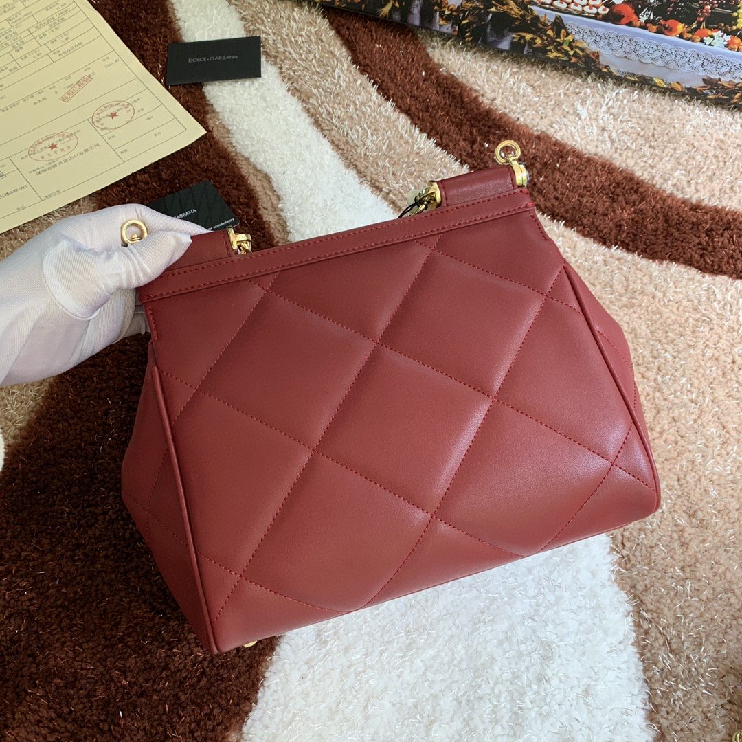 Top Quality Sicily Bag In Burgundy For Quilted Medium Travel Bag