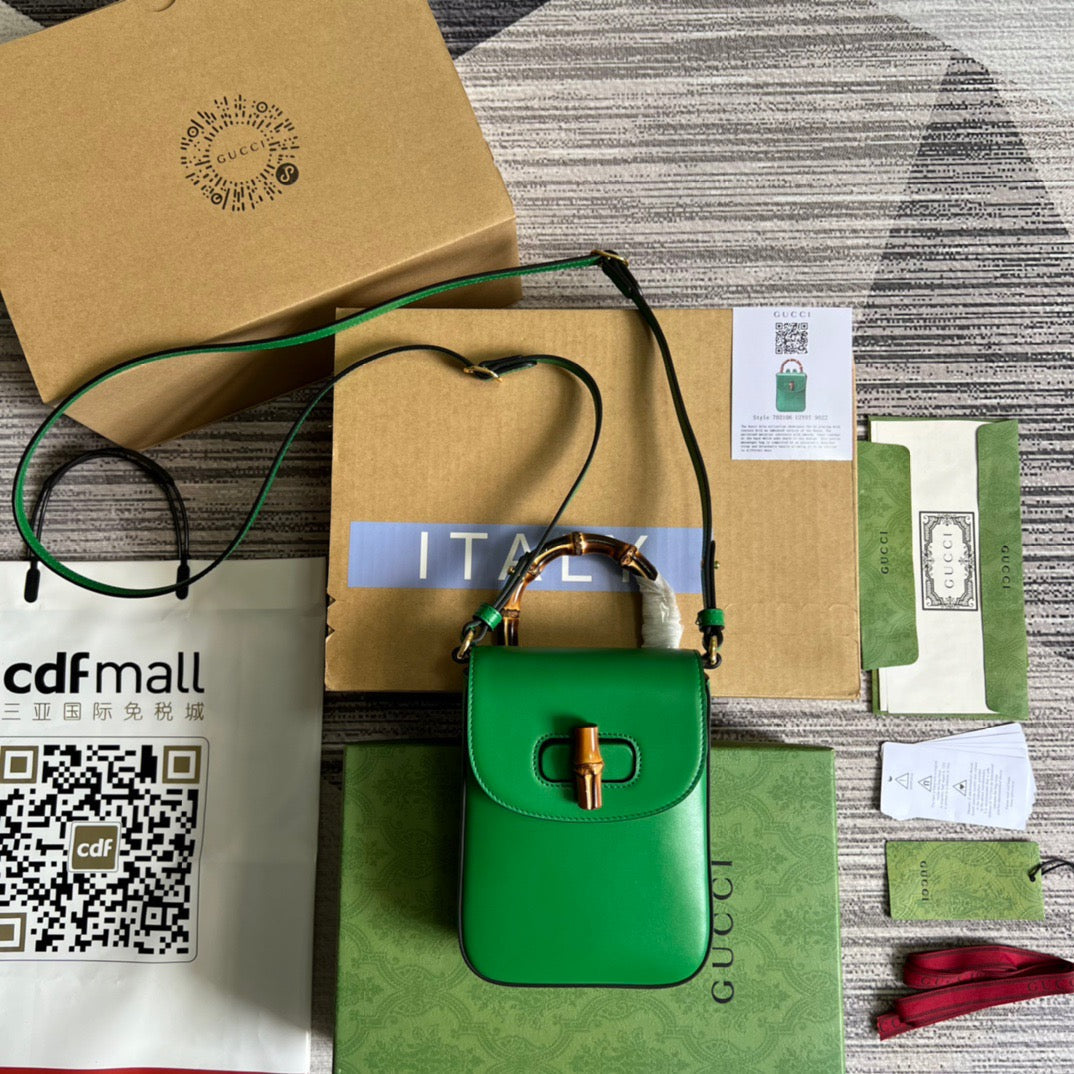gg Bamboo &# s 6in Green Mini Travel Bag