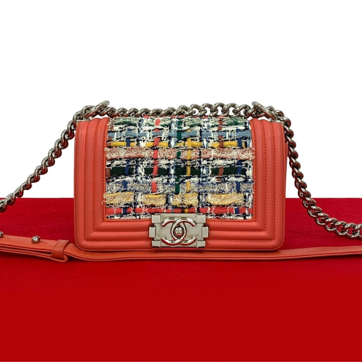 Chanel Boy Pink Leather Shoulder Bag