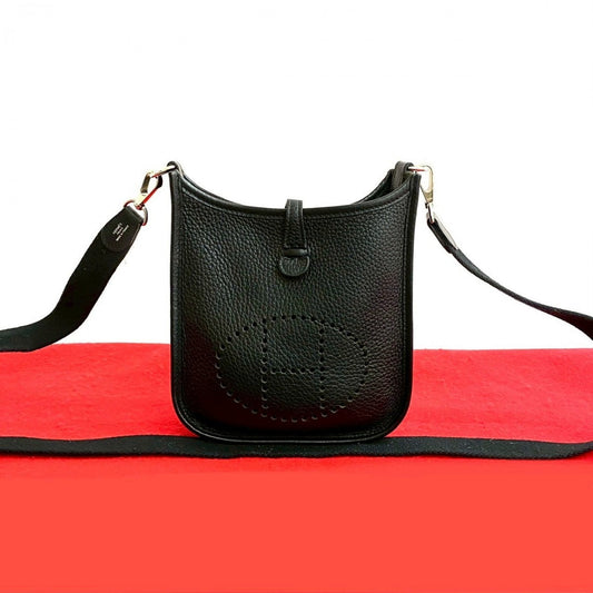Shoulder Bag Taurillon Clemence Evelyn Tpm Black