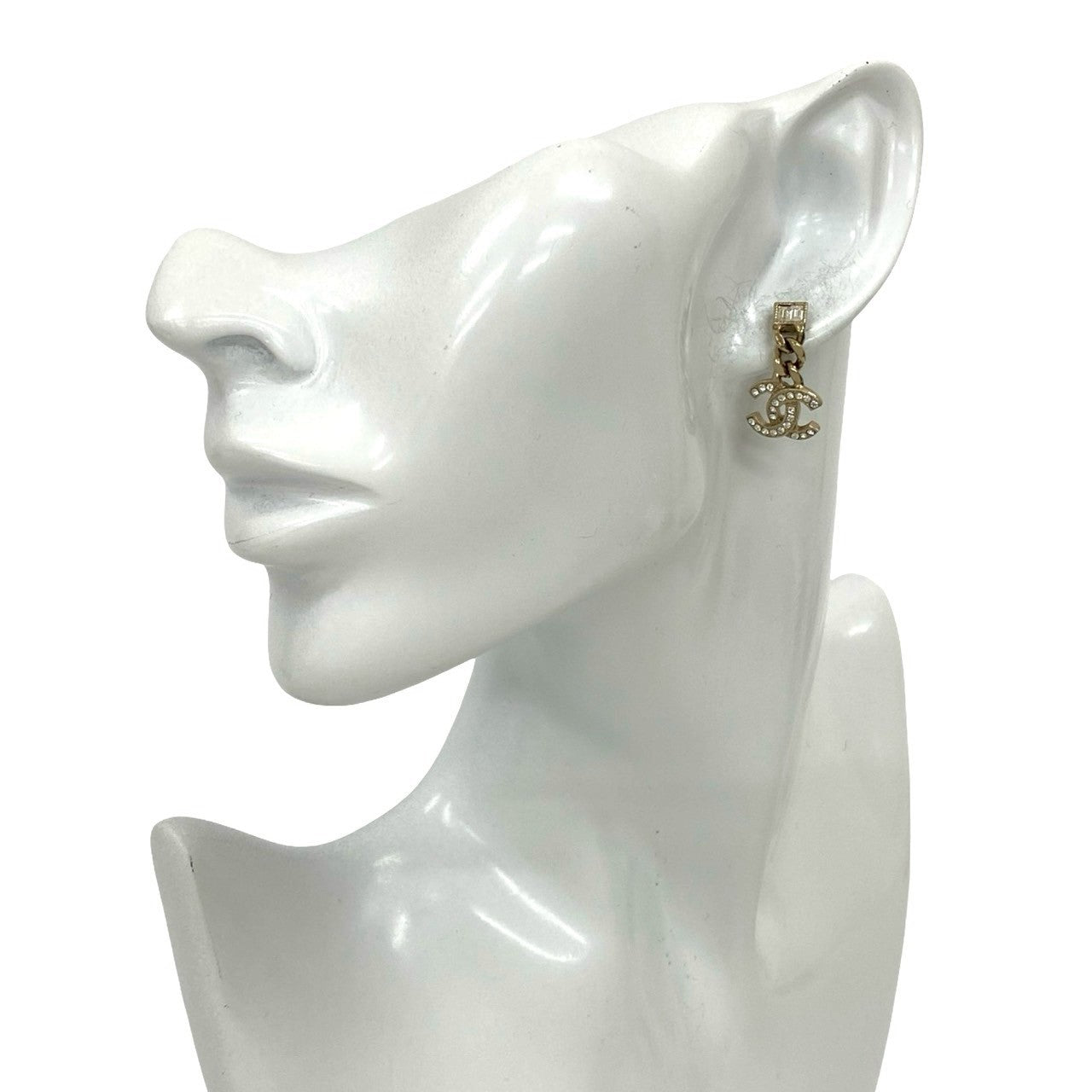 Chanel Pierce Gold Jewelry 7Sbe