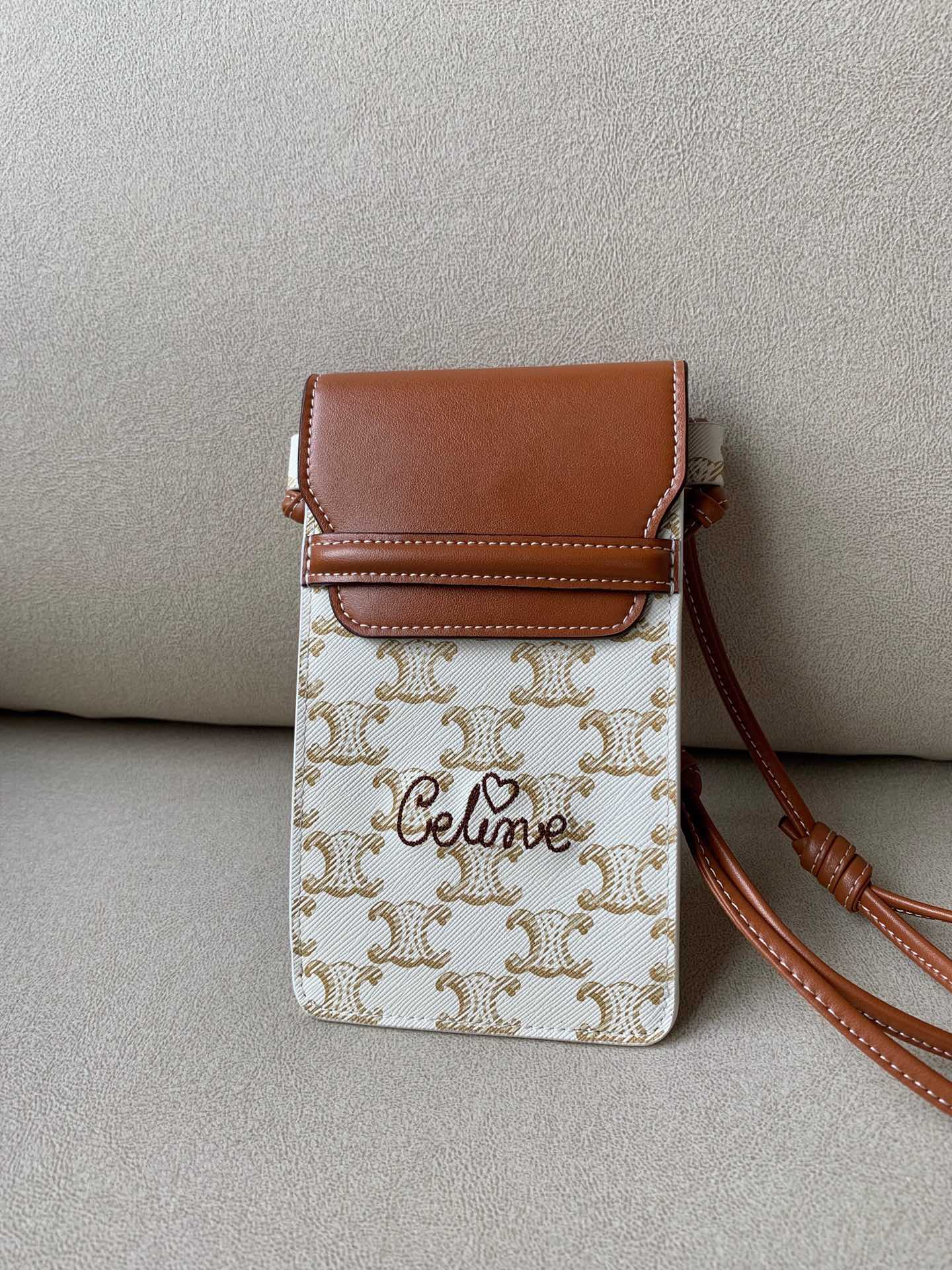 Top Quality Printed Embroidered Top Qualityip Phone White Travel Bag