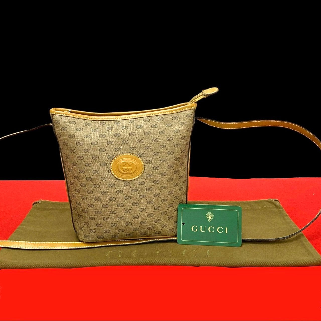 Gucci Micro Shoulder Bag Leather Bag 2