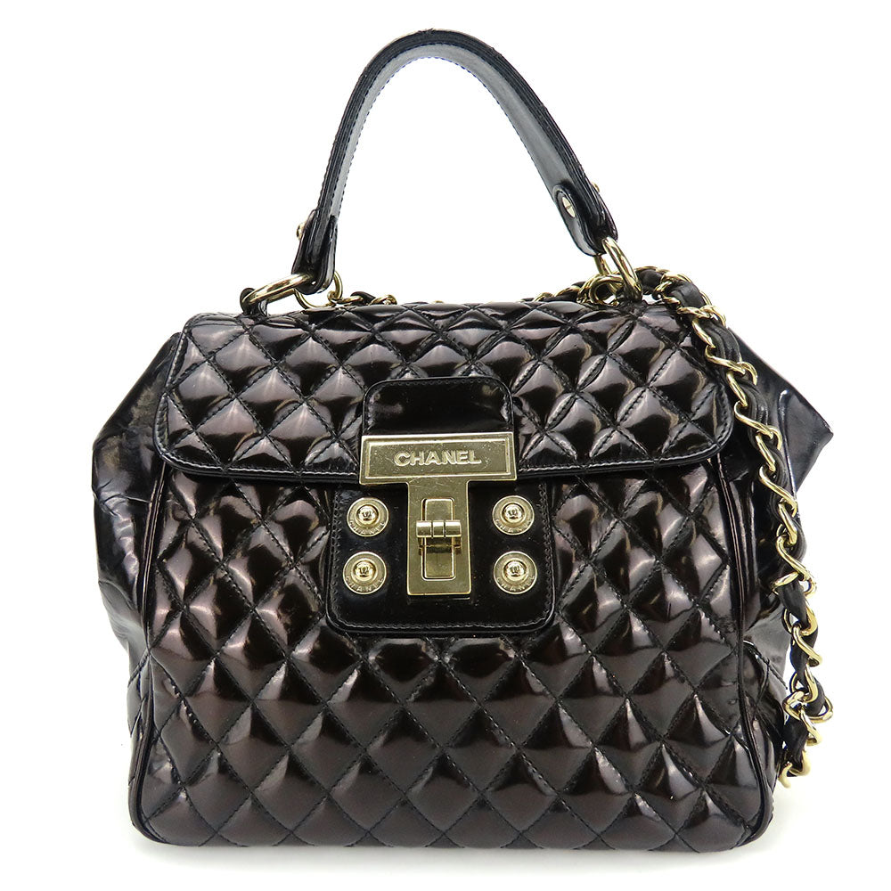 Chanel enamel Black Handbag