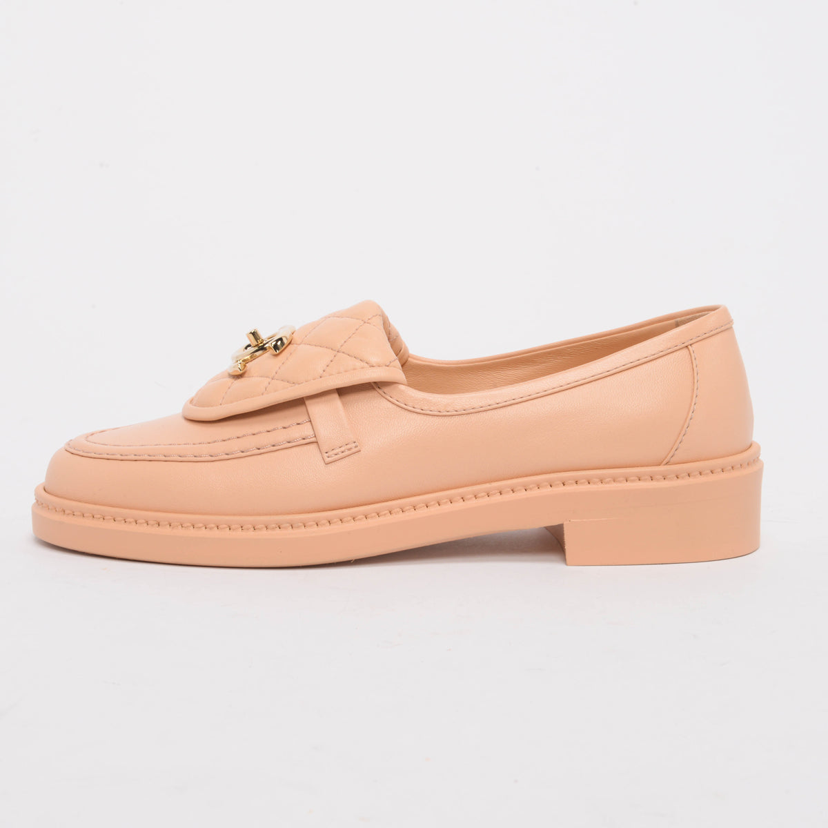 Chanel Beige Lambskin Cc Turnlock Loafers 36