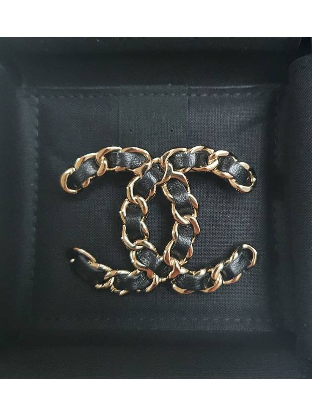 CC Logo Chain Metal Brooch Black Chanel