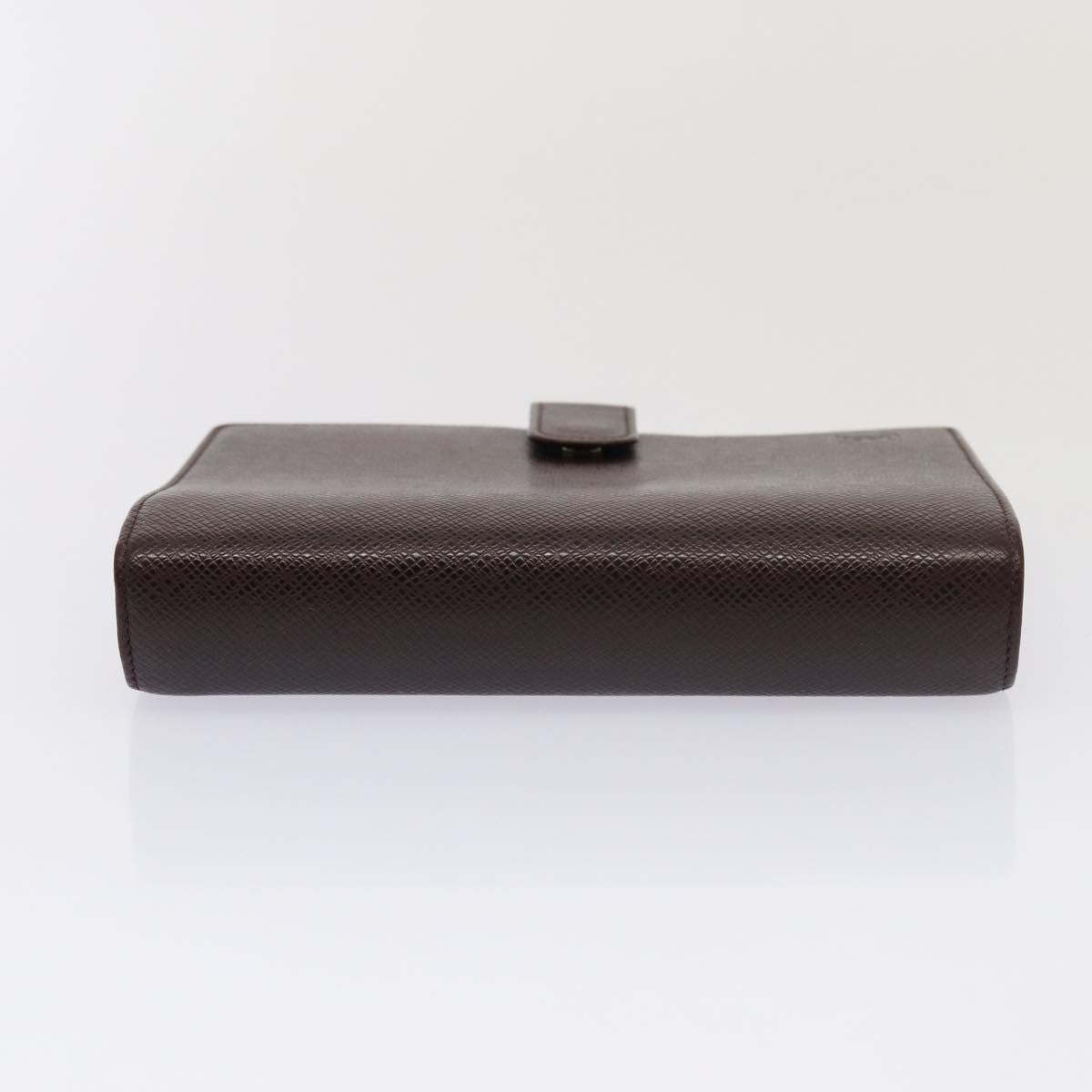 Louis Vuitton Taiga Leather Agenda MM Day Planner Cover Acajou Fashion Accessory