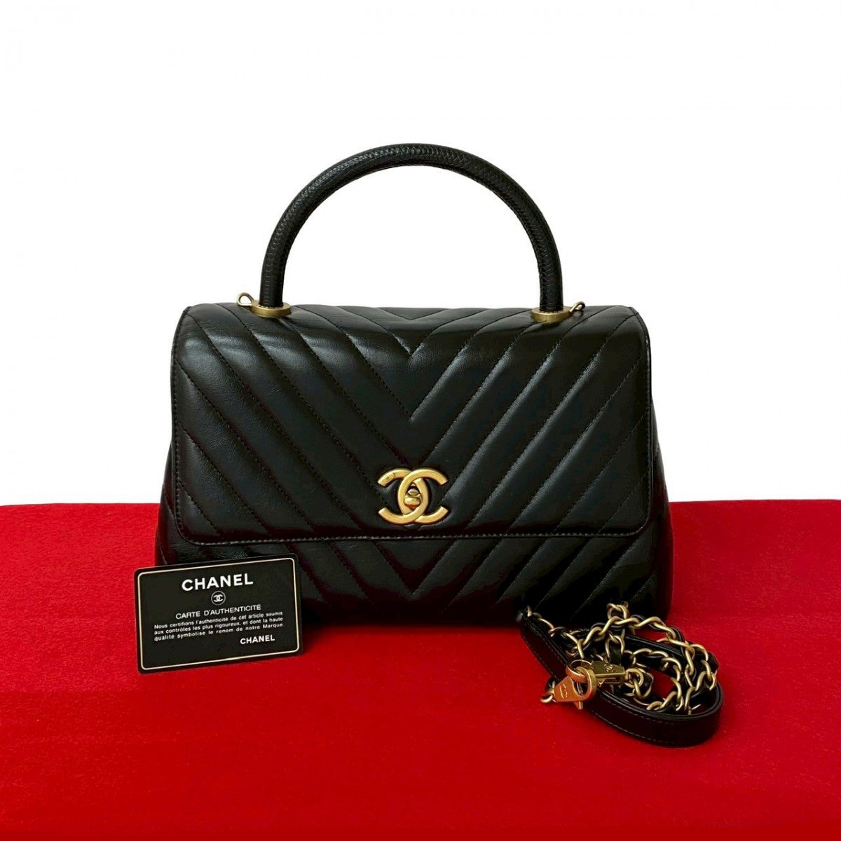 Chanel 821A821 Black Leather Shoulder Bag