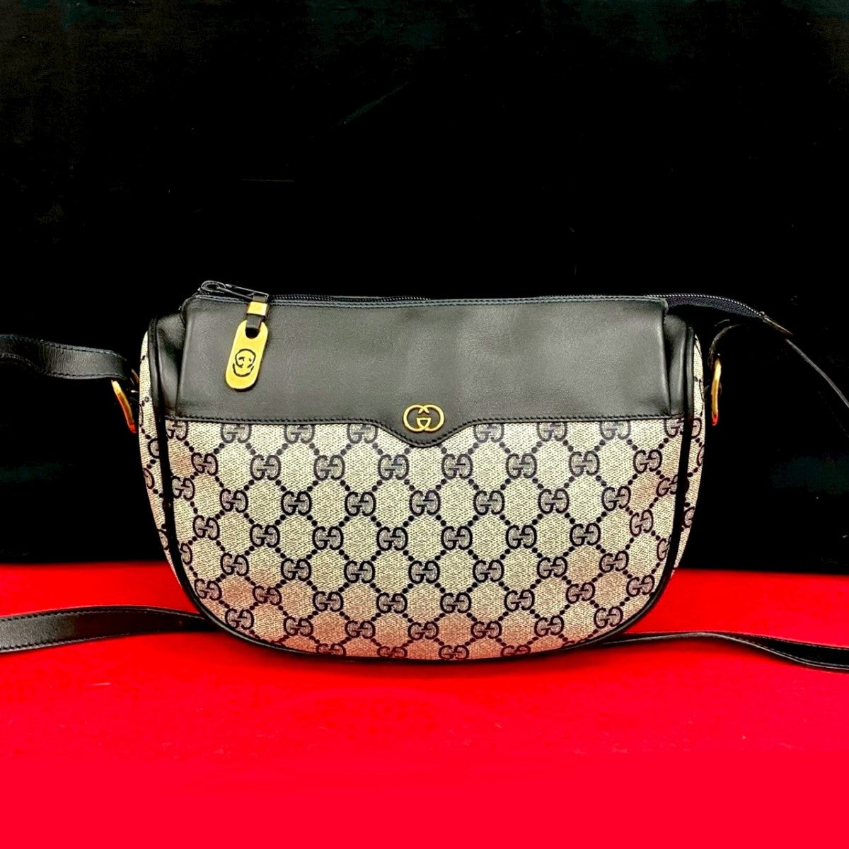 Gucci 824A824 Leather Navy Shoulder Bag