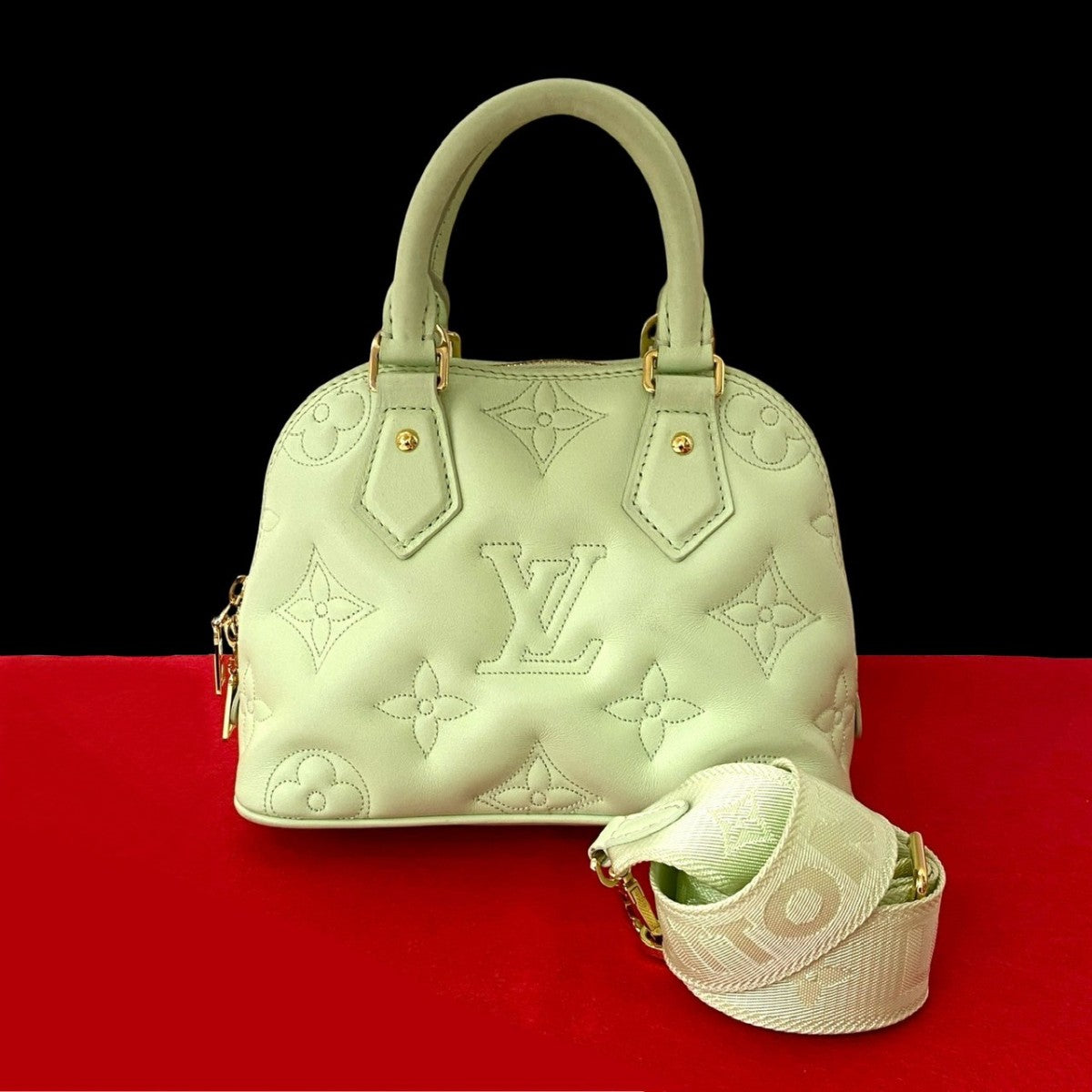 Louis Vuitton M20855 Mint bubble glam Almasoft Leather Green Shoulder Bag