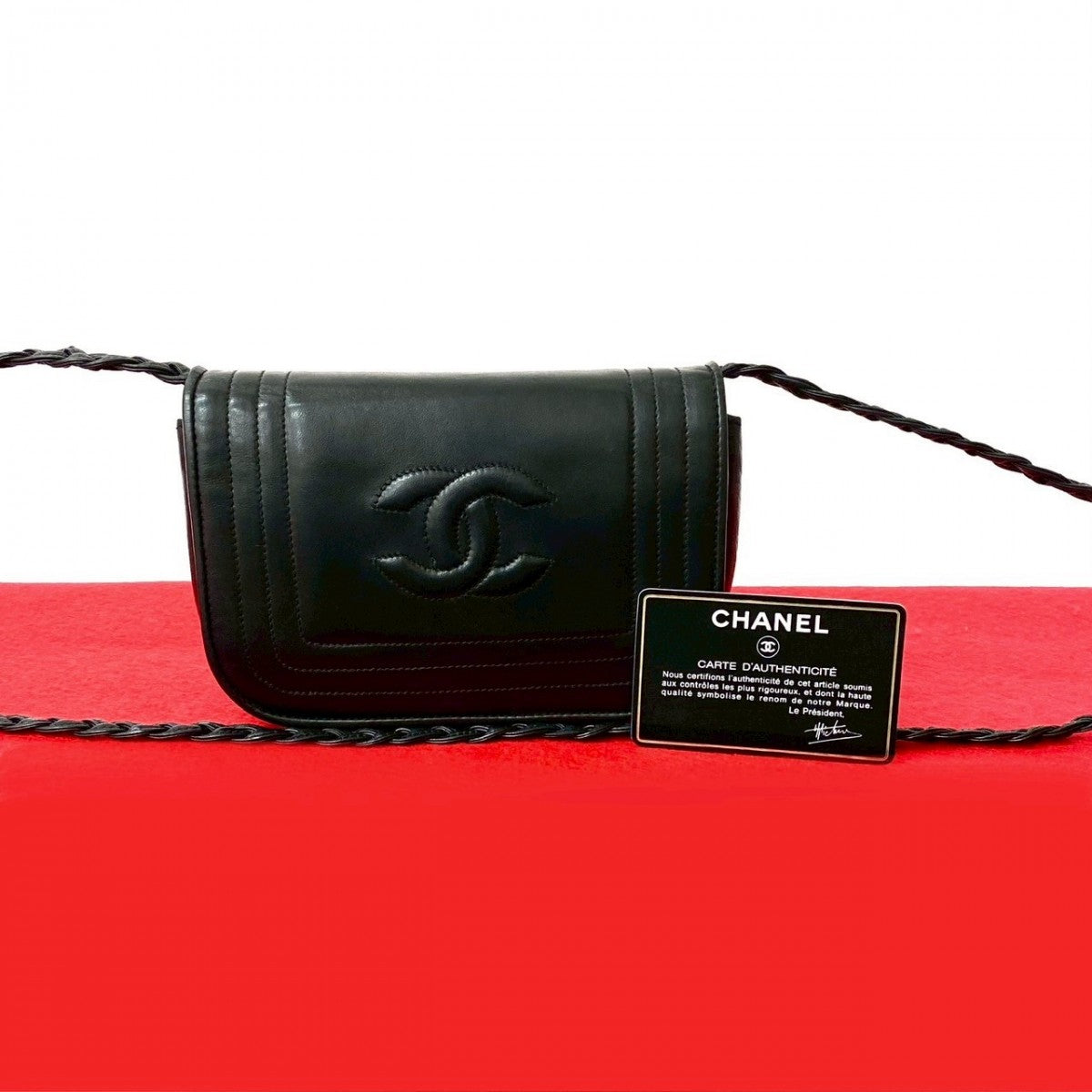 Chanel lambskin Black Shoulder Bag 826B823