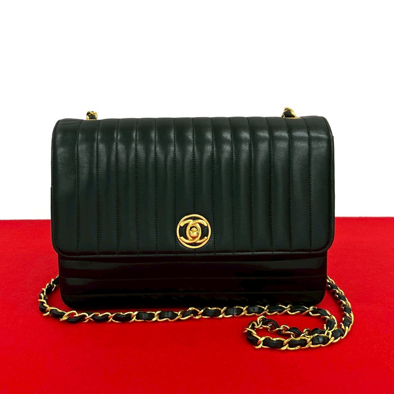Chanel lambskin Mademoiselle Black Shoulder Bag 828B828