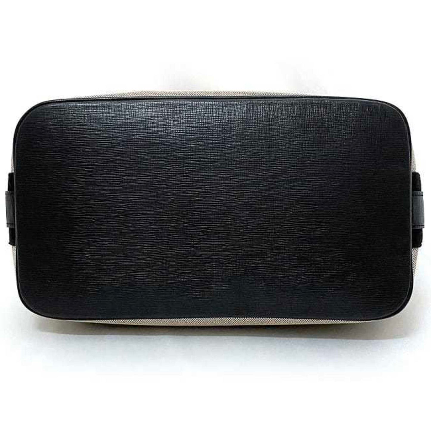 Burberry Luxury Shopper Handbag Travel Bag Burberry Shopper 2