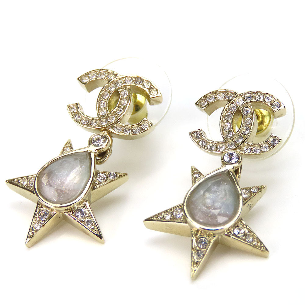Chanel Pierce Gold Jewelry 2