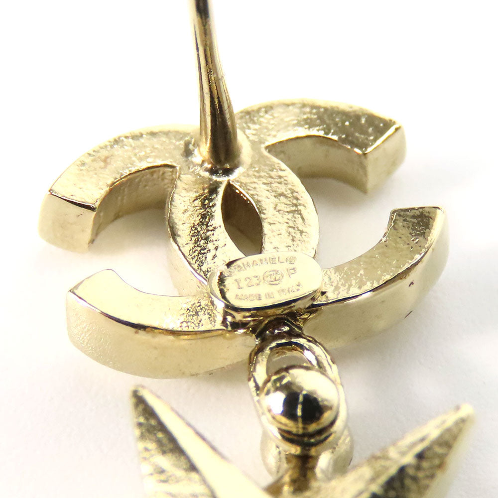 Chanel Pierce Gold Jewelry 2