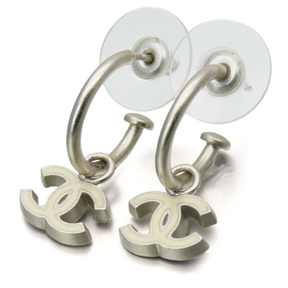 Chanel Pierce White Jewelry