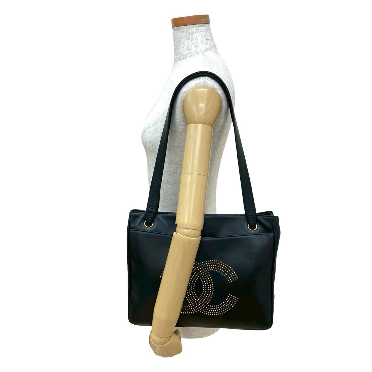Chanel 838E838 Black Leather Tote Bag