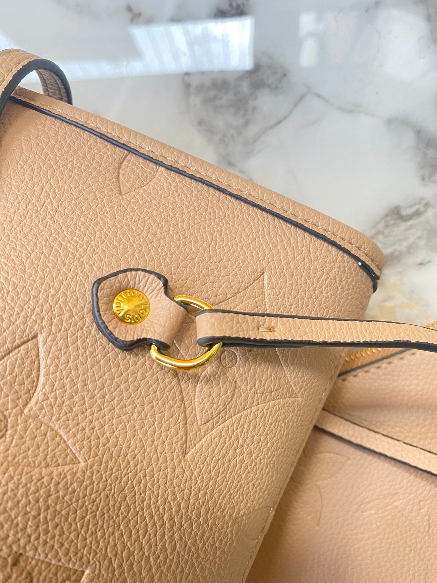 EN - Luxury LUV 791 Travel Bag