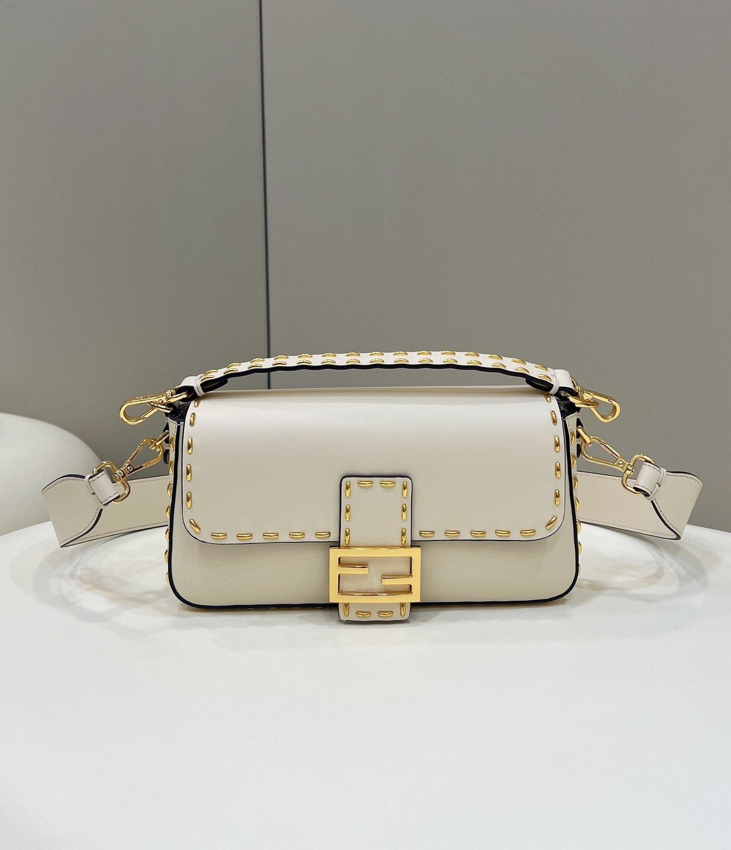Top QualityTop Quality Mon Baguette White Medium Handbag