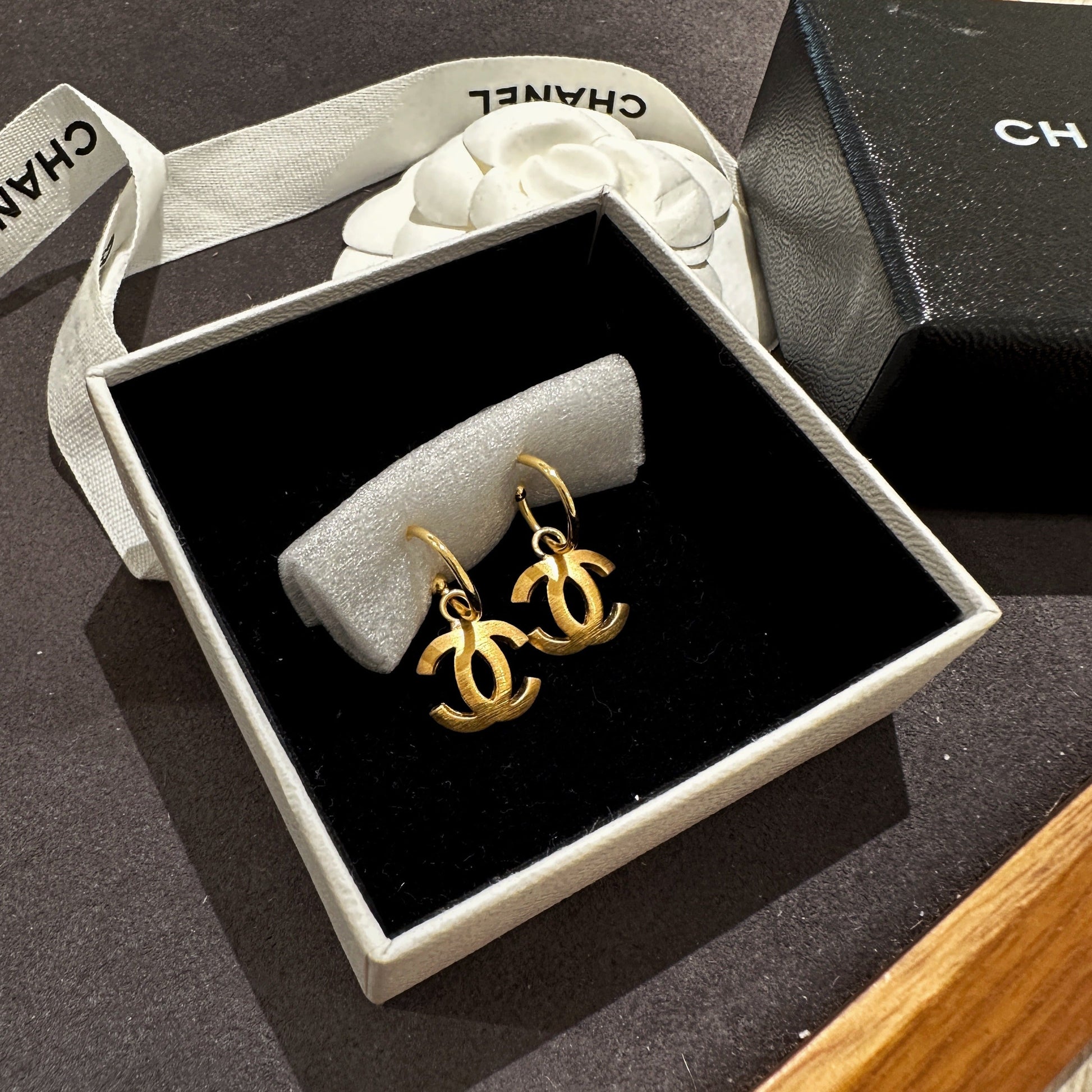 Chanel   earrings