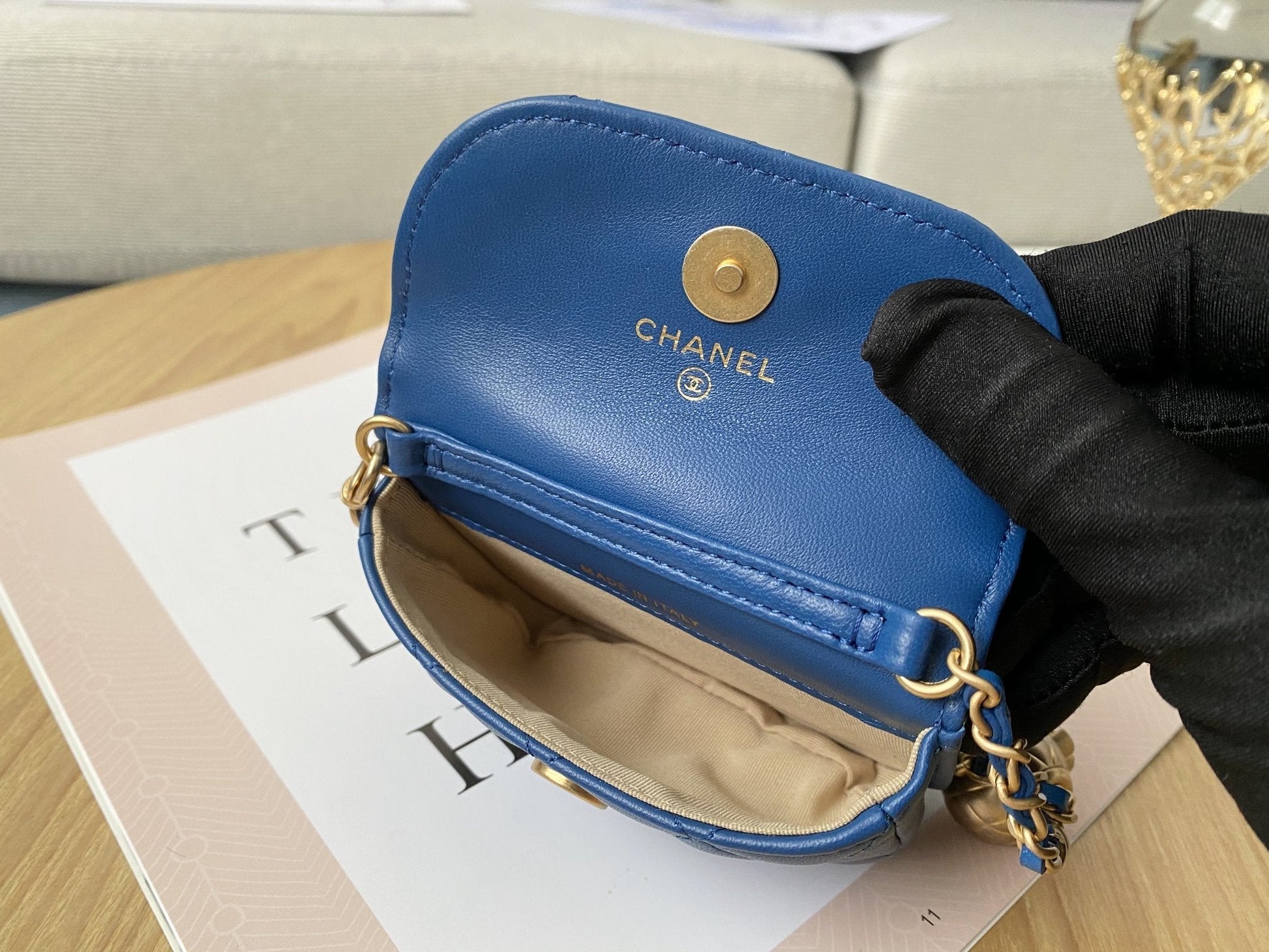 Chlmini Unblocked Metal Ball Bag For Women Blue Travel Bag