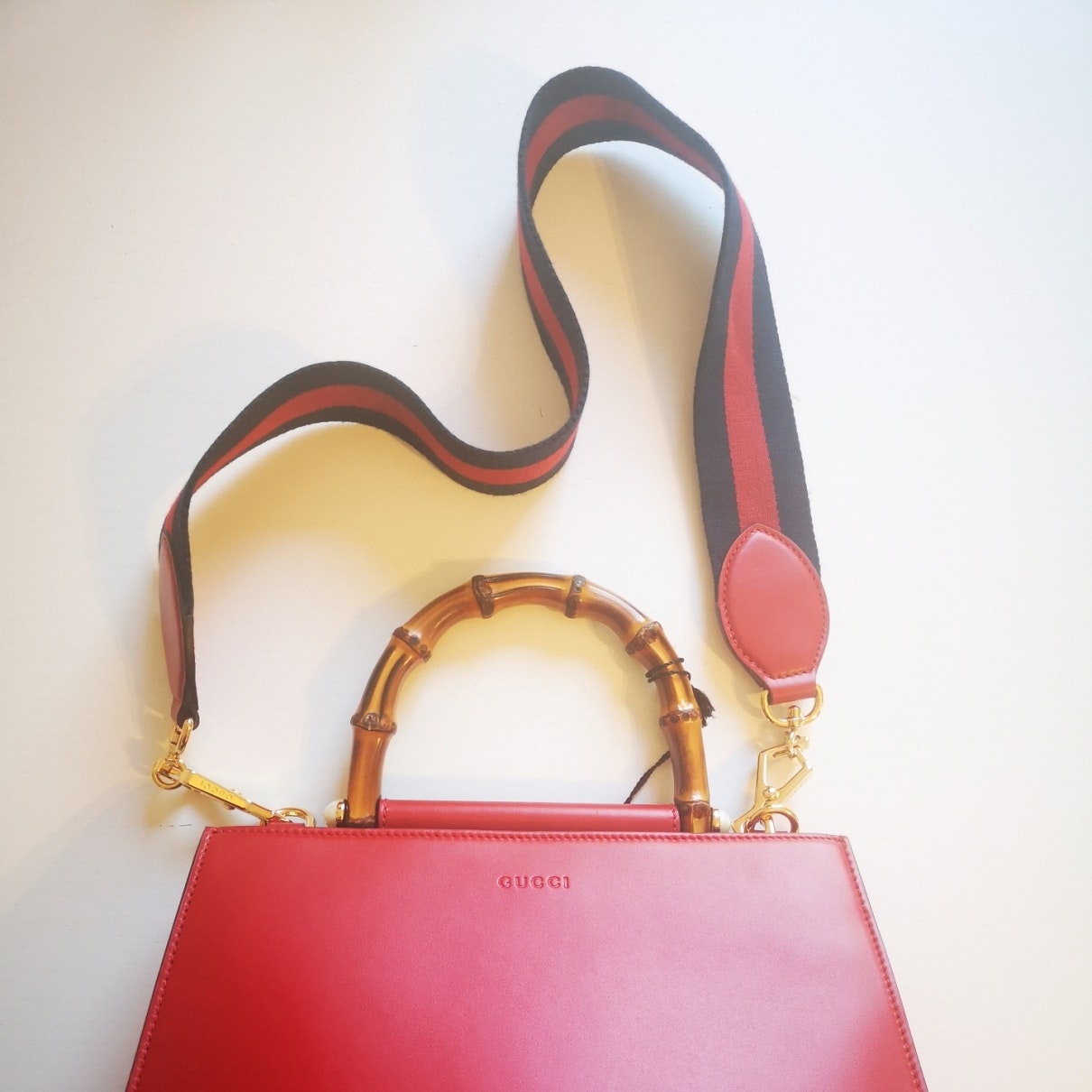 Gucci nymphaea red leather handbag