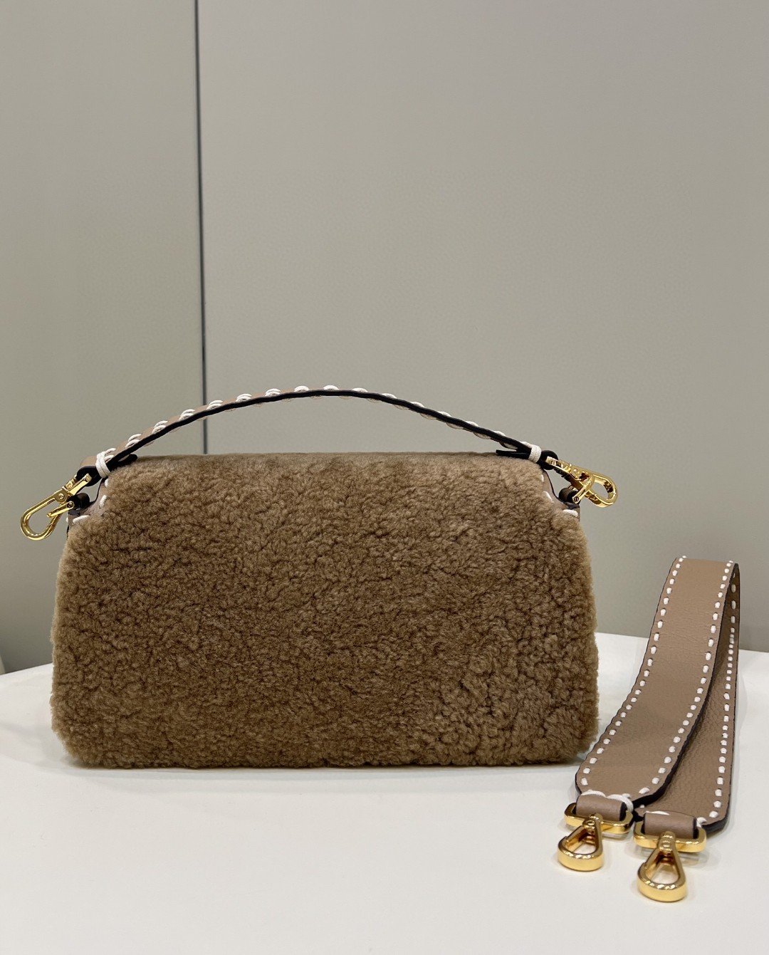 Top QualityTop Quality Baguette Sheepskin Beige Handbag